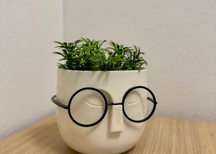 Explorer - The Urban